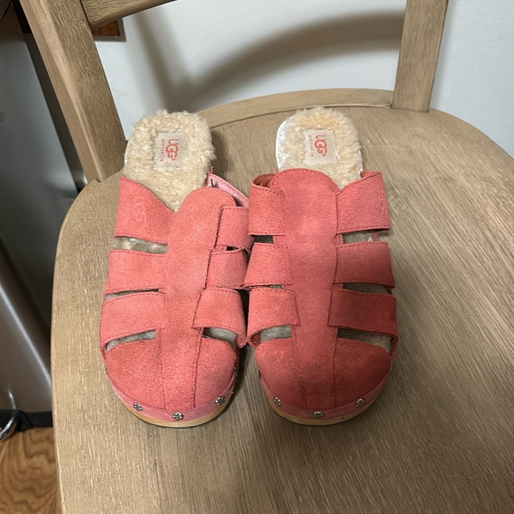 UGG Australia Women's Pink Clogs With Sheepskin Size 10 A-7